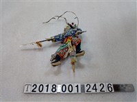 藏品(操戟有鬚藝閣紙泥塑人偶)的圖片