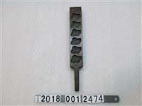 藏品(木製六格糕餅模具)的圖片