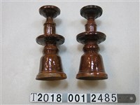 藏品(褐色磚燒燭臺)的圖片