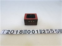 藏品(牛紋紅色漆器小物)的圖片