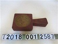 藏品(自力更生雞圖紋木製糕餅模具)的圖片