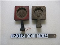 藏品(圓形團花木製糕餅模具)的圖片