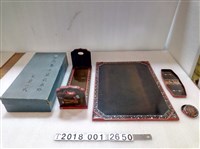 藏品(臺灣製漆塗貝象眼文具組)的圖片