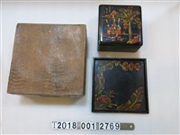 藏品(日月潭杵音香蕉樹圖樣漆器盒組)的圖片