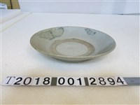 藏品(白色臺灣瓷盤)的圖片