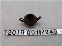 藏品(陶製花紋小茶壺)的圖片