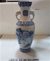 藏品(通信指揮部三十四週年隊慶紀念陶瓷花瓶)的圖片