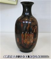 藏品(黑色日月潭杵歌漆器花瓶)的圖片
