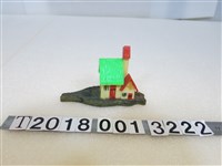 藏品(塑膠綠屋頂房子臺灣造型裝飾)的圖片