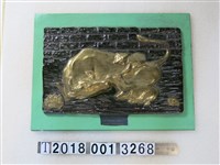 藏品(水牛、犢及農夫之擺飾)的圖片