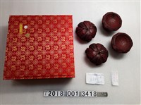 藏品(木製道卡斯雙層小供臺)的圖片