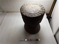 藏品(木製原住民圖樣圓椅)的圖片