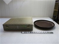 藏品(南投燒褐色圓盤)的圖片