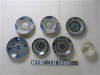 藏品(陶瓷藍紋臺灣老碗與圓盤)的圖片