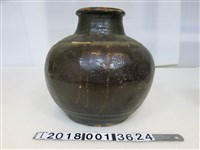 藏品(陶製褐色茶葉罐)的圖片