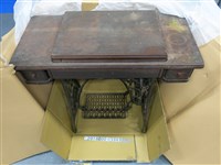 藏品(勝家牌裁縫車)的圖片