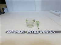 藏品(玻璃製透明磨缽與杵)的圖片