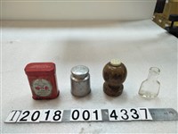 藏品(各式調味料罐)的圖片