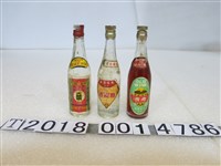 藏品(馬祖酒廠出品各式酒類)的圖片