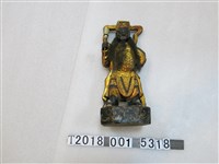 藏品(木製黑面站立神像)的圖片