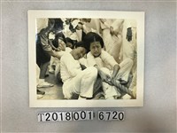 藏品(西松國中女學生拔河照片)的圖片