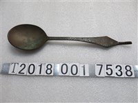 藏品(金屬製臺灣字樣圖騰劍形湯匙)的圖片