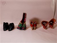 藏品(各式小腳鞋)的圖片