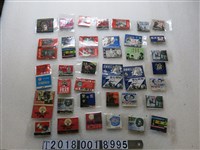 藏品(《黃金雙飛龍》等各式電影廣告火柴盒)的圖片