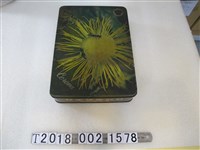 藏品(可樂娜出品蜂蜜糖菓餅乾鐵盒)的圖片