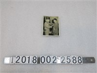 藏品(周總長代表總統向彭孟緝頒勳照)的圖片