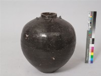 藏品(小口四繫醬釉大罐)的圖片