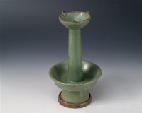 藏品(綠釉油燈臺)的圖片