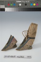 藏品(粉紅棉地彩繡高跟尖頭弓鞋)的圖片