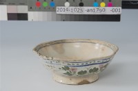 藏品(青色纏枝瓷碗	 	)的圖片