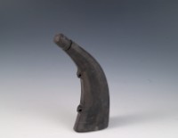 藏品(牛角質火藥罐)的圖片