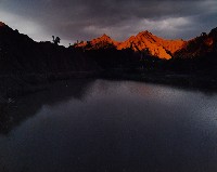 藏品(月世界)的圖片