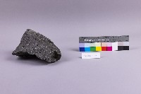 藏品(安山岩)的圖片