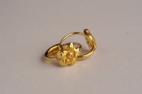 藏品(梅花金耳環一對)的圖片