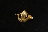 藏品(牡丹明珠金耳環一對)的圖片