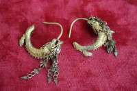 藏品(鰲魚旒蘇耳環)的圖片