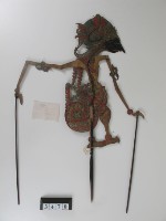 藏品(印尼爪哇島皮影戲偶─王（帶皇冠）及貴族)的圖片