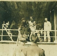 藏品(蔣介石主席暨夫人蒞臺參加光復一週年紀念大會照片-4)的圖片