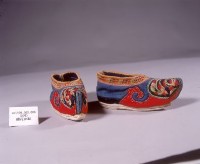 藏品(翹頭繡花鞋)的圖片