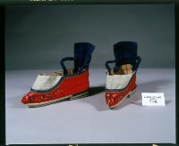 藏品(繡花三吋女鞋)的圖片