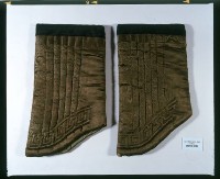 藏品(深褐提花緞地裌棉飾褲)的圖片