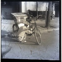 藏品(三輪車伕修車)的圖片