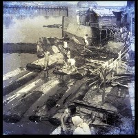 藏品(取木頭皮當柴燒)的圖片