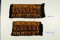藏品(山地珠繡衣服飾片-2)的圖片