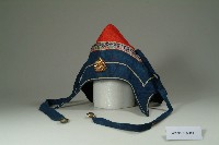 藏品(紅毛地火珠焰燦金飾風帽)的圖片