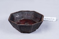 藏品(乾漆陰刻八卦木碗)的圖片